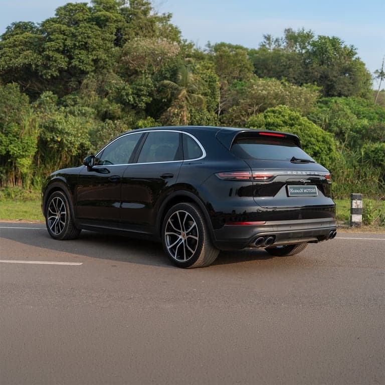 2018 PORSCHE CAYENNE — Photo 2