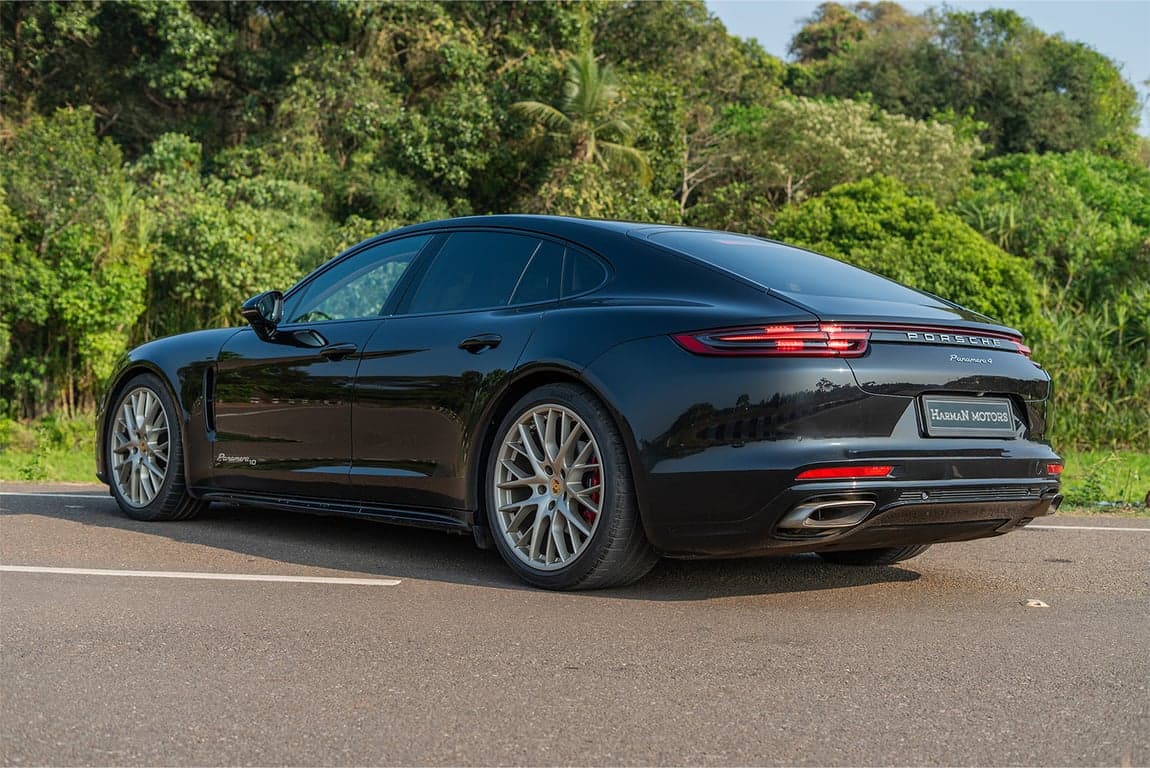 2020 PORSCHE PANAMERA 4 — Photo 12